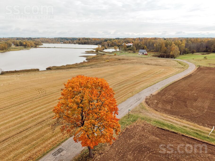 Avoti, Rubene, Valmiera un raj., Kocēnu pag. — zeme