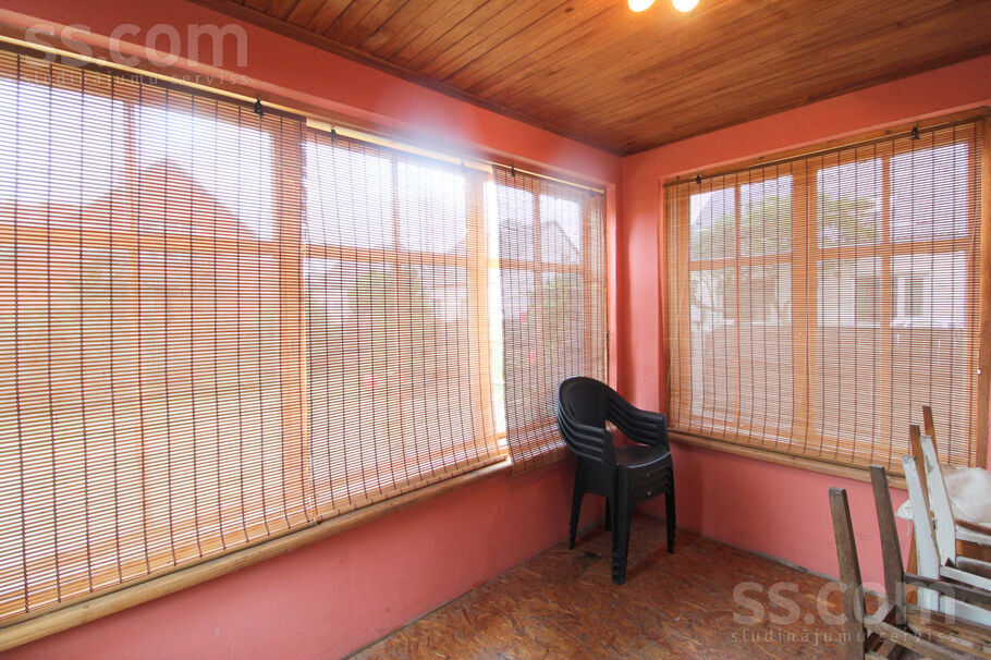 Usmas iela 15, Liepāja un raj., Liepāja — maja