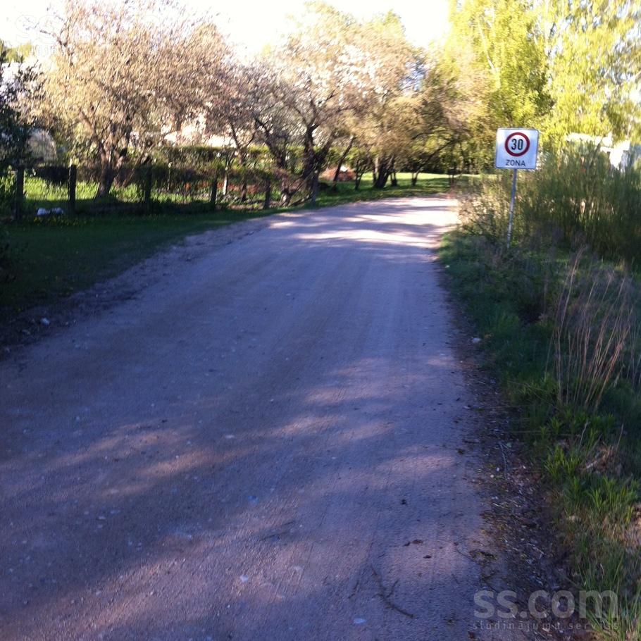 Teterlīču iela 2b/2c, Rīgas rajons, Saulkrasti — zeme