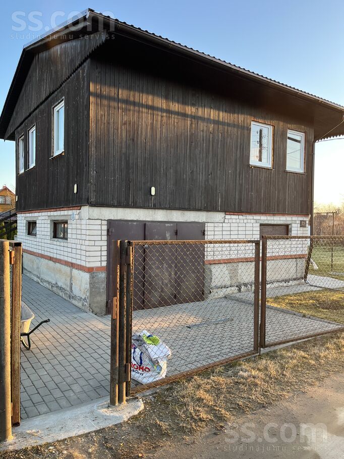 Maļutki 53, Daugavpils un raj., Daugavpils — maja