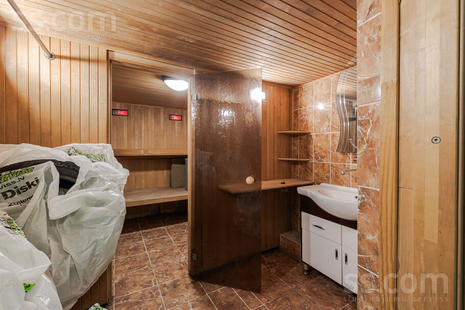 Saulkalnes 18, Rīga, Ziepniekkalns — telpa