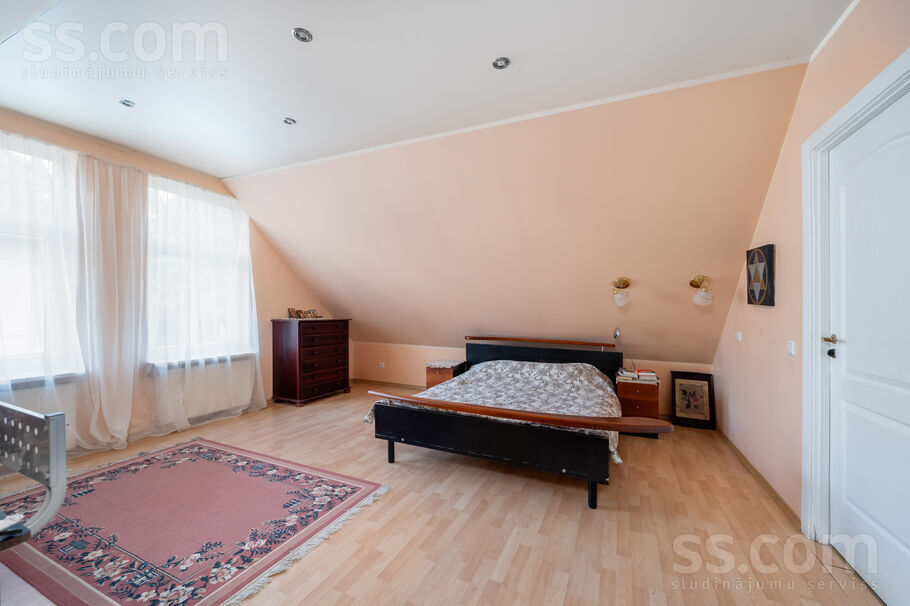 Meža prospekts 61, Jūrmala — maja