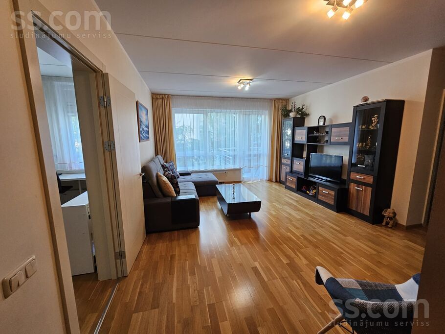 Upeņu 17, Rīga — dzivoklis