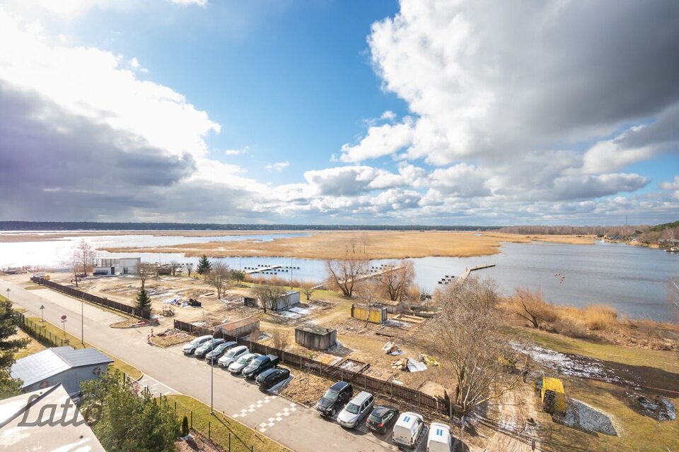 Tīklu iela 11, Jūrmala