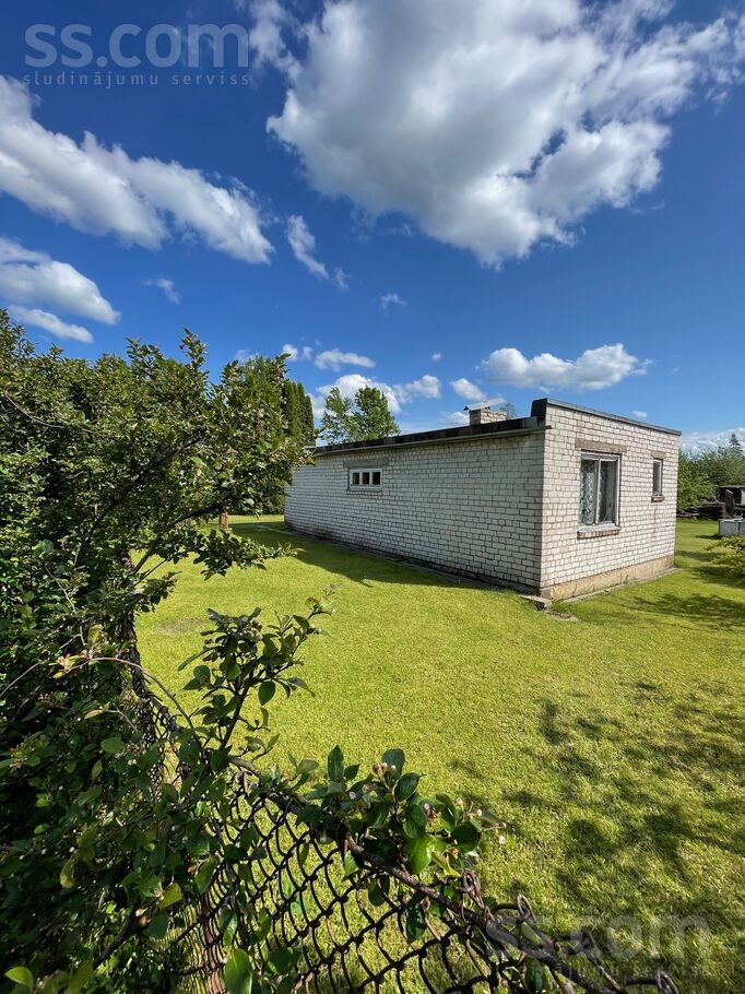 Ķiršu iela 10, Jāņupe, Rīgas rajons, Olaines pag. — maja