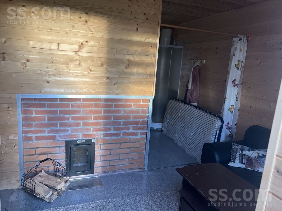 Bažciems, Jūrmala — zeme