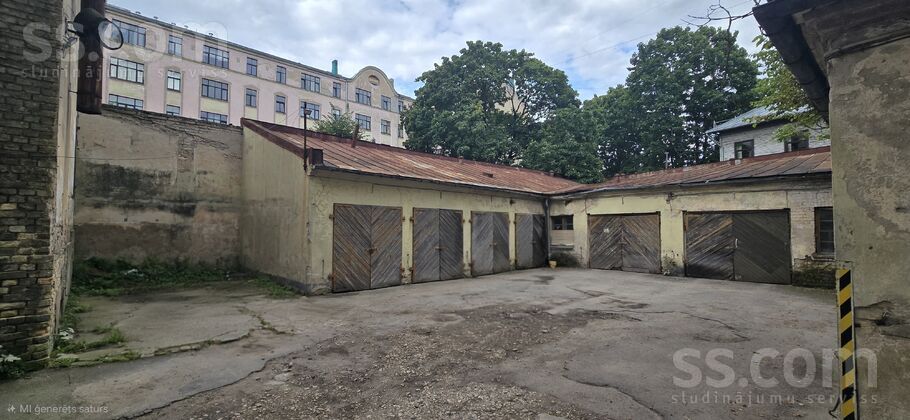 Ģertrūdes 75, Rīga — maja