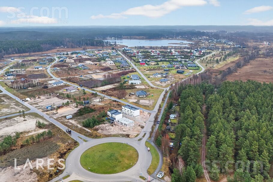 Juglas 1, Rīga — maja