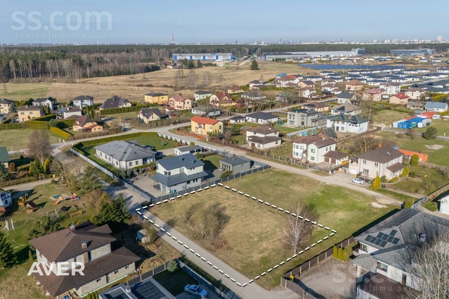 Mazā Strazdiņu iela 4, Dreiliņi, Rīgas rajons, Stopiņu nov. — zeme