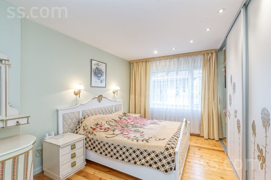 Cesu 9, Jūrmala — maja