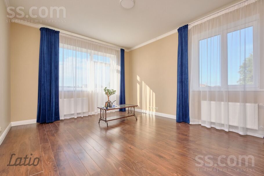 Bišu 9, Spilve, Rīgas rajons, Babītes pag. — maja