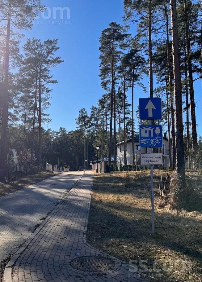 Langstiņmuizas iela 2, Langstiņi, Rīgas rajons, Garkalnes nov. — zeme