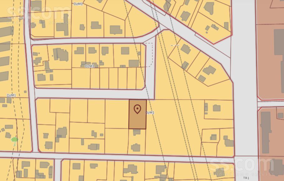 Ceriņu 1, Rīga — zeme