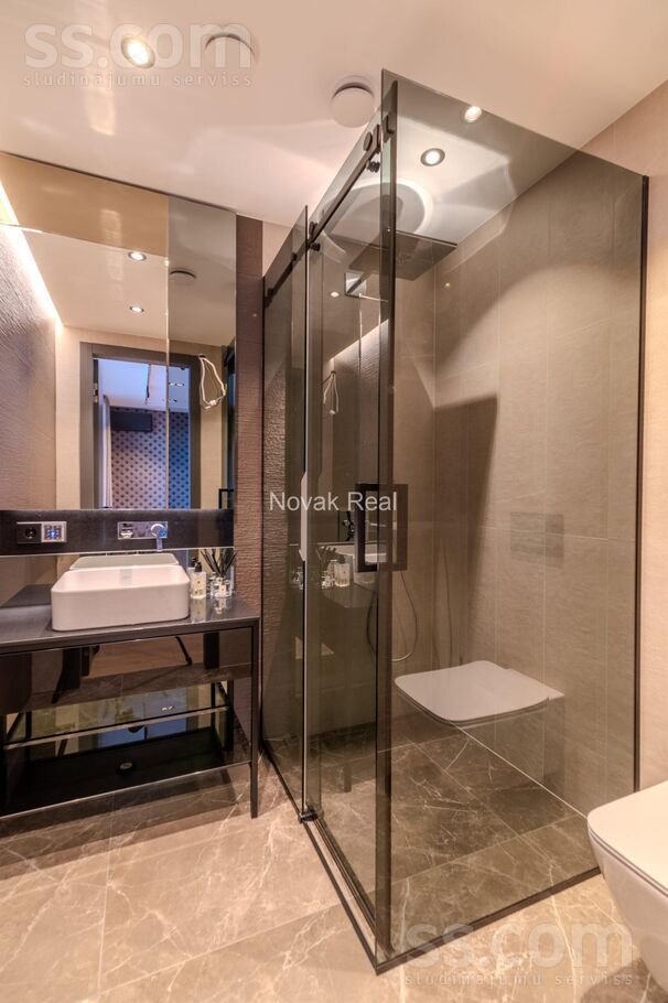 Laipu iela 2, Jūrmala — maja