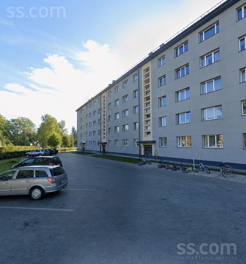 Skolas iela 1, Gulbene un raj., Gulbene — dzivoklis