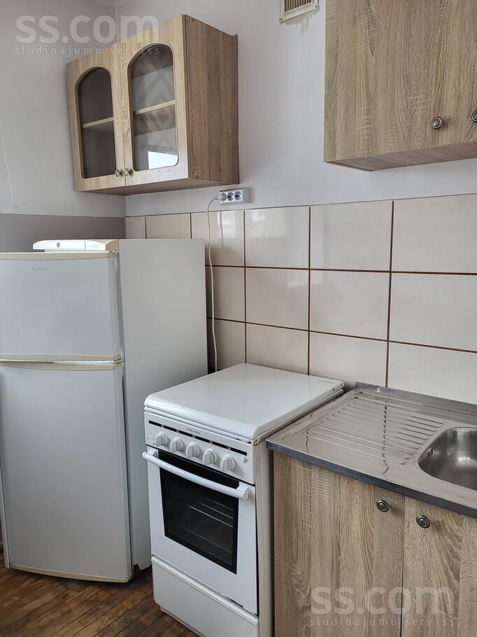 Viestura laukums 3, Valmiermuiža, Valmiera un raj., Valmieras pag. — dzivoklis