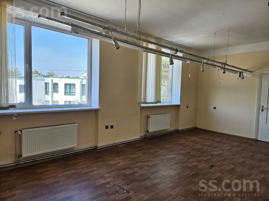 Ganību d. 22a, Rīga, centrs — telpa