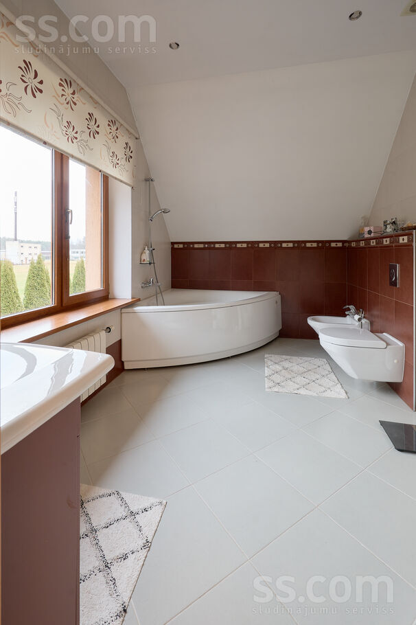 Beberbeķu 7. l., Rīga — maja