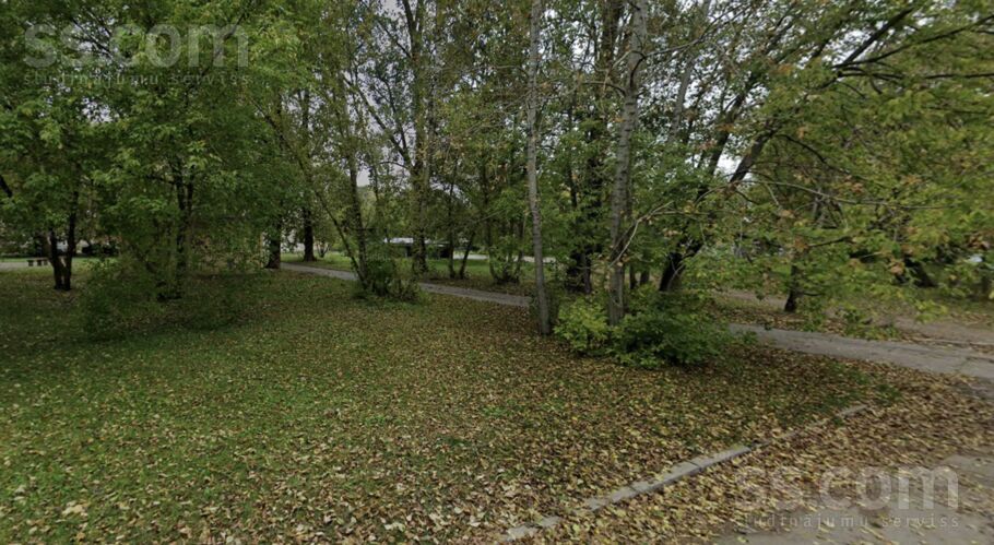 Lubānas 50, Rīga — zeme