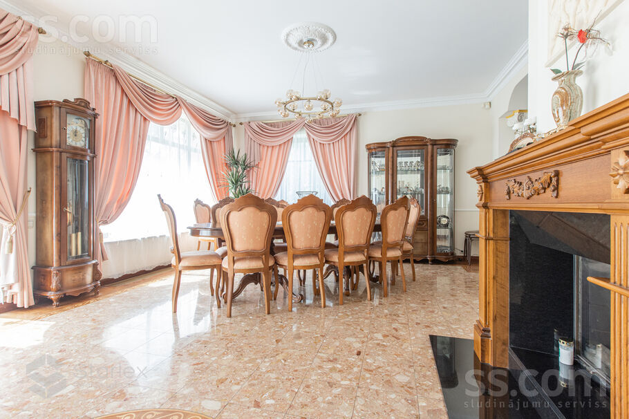 Ezera 16, Baltezers, Rīgas rajons, Ādažu nov. — maja