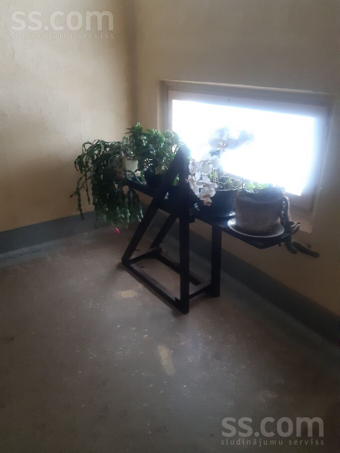 Zelmeņi 32, Pilsrundāle, Bauska un raj., Rundāles pag. — dzivoklis