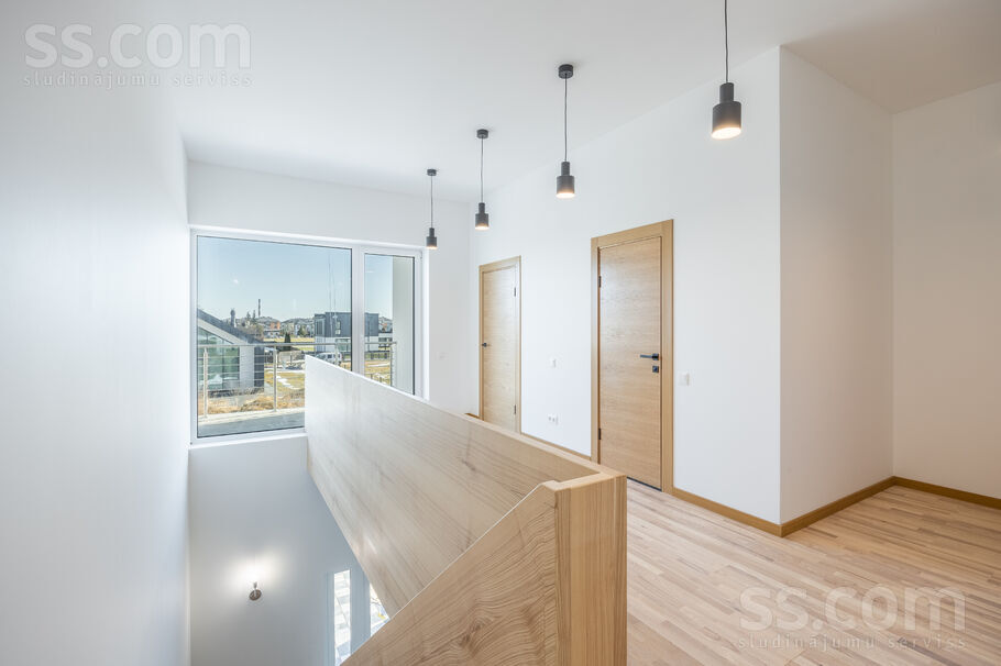 Rītausmas iela 1, Mārupe, Rīgas rajons, Mārupes pag. — maja