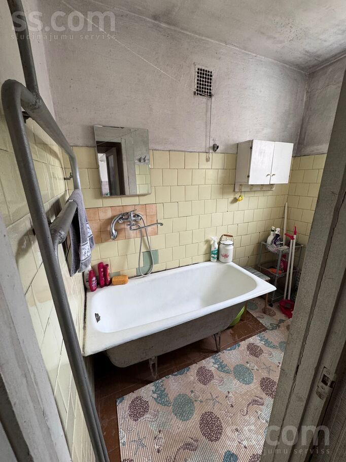 1.maija 8, Aizkraukle un raj., Pļaviņas — dzivoklis