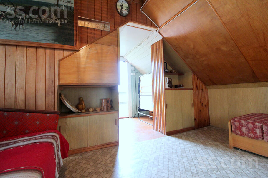 Reiņi 1, Pērkone, Liepāja un raj., Nīcas pag. — maja