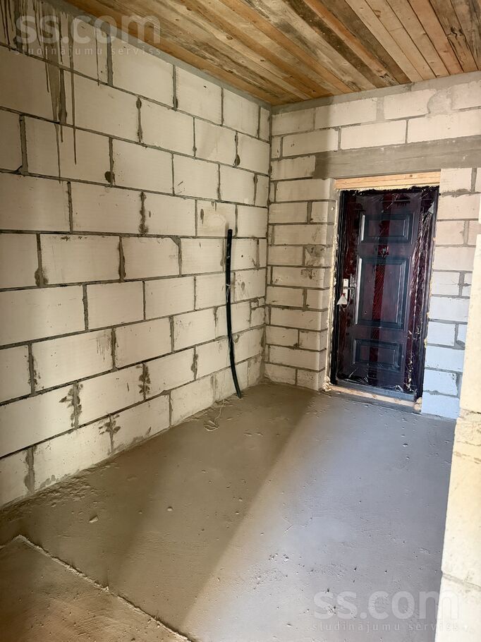 Troļļi, Inčukalns, Rīgas rajons, Inčukalna nov. — maja