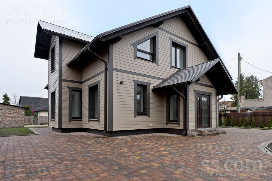 Rūpniecības iela 19, Jelgava un raj., Jelgava — maja