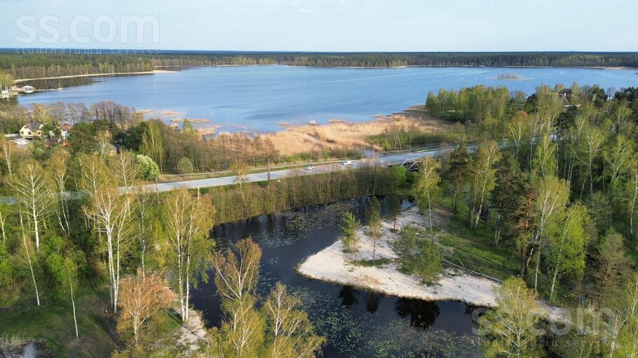 Ladiņu iela 5, Lilaste, Rīgas rajons, Saulkrastu l. t. — maja