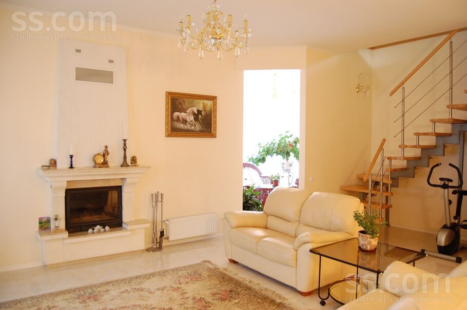 Liepezera, Liepezers, Rīgas rajons, Babītes pag. — maja