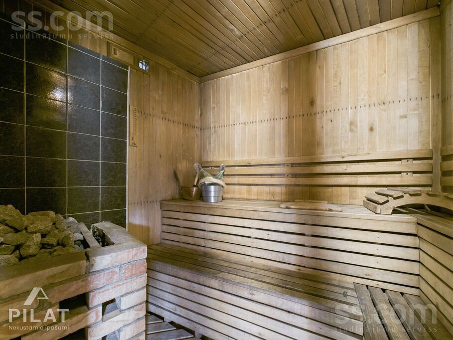 Ābeļu iela 3, Liepāja un raj., Liepāja — maja