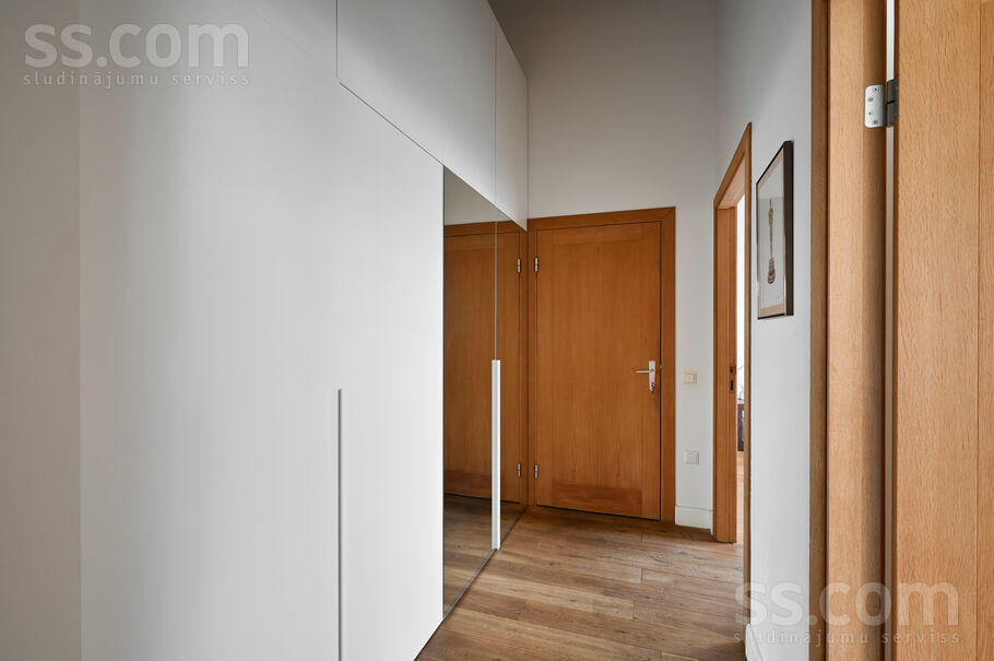 Pulkv. Brieža 7, Rīga — dzivoklis