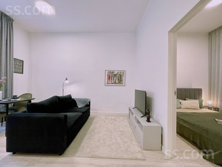 Pulkv. Brieža 10, Rīga — dzivoklis