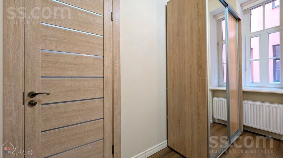 Kalniņa 6, Rīga — dzivoklis