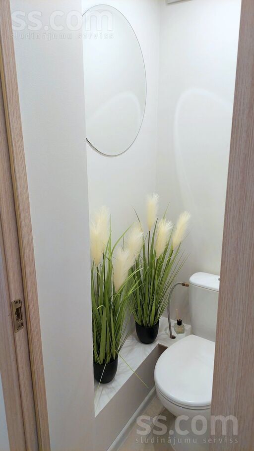 Viestura laukums 7, Viestura laukums, Valmiera un raj., Valmieras pag. — dzivoklis