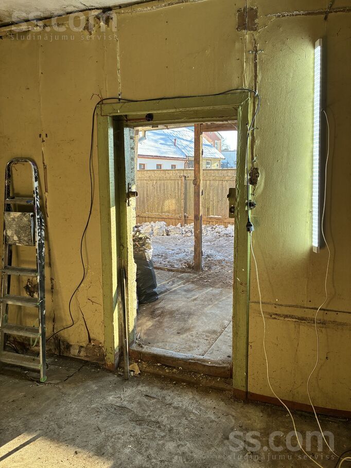 Kapteiņu 10, Ventspils un raj., Ventspils — maja