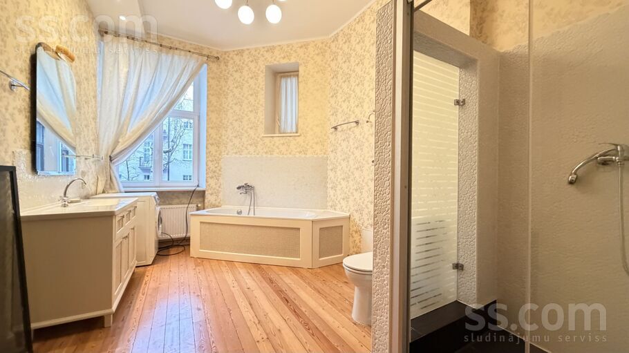 Baznīcas 27/29, Rīga — dzivoklis