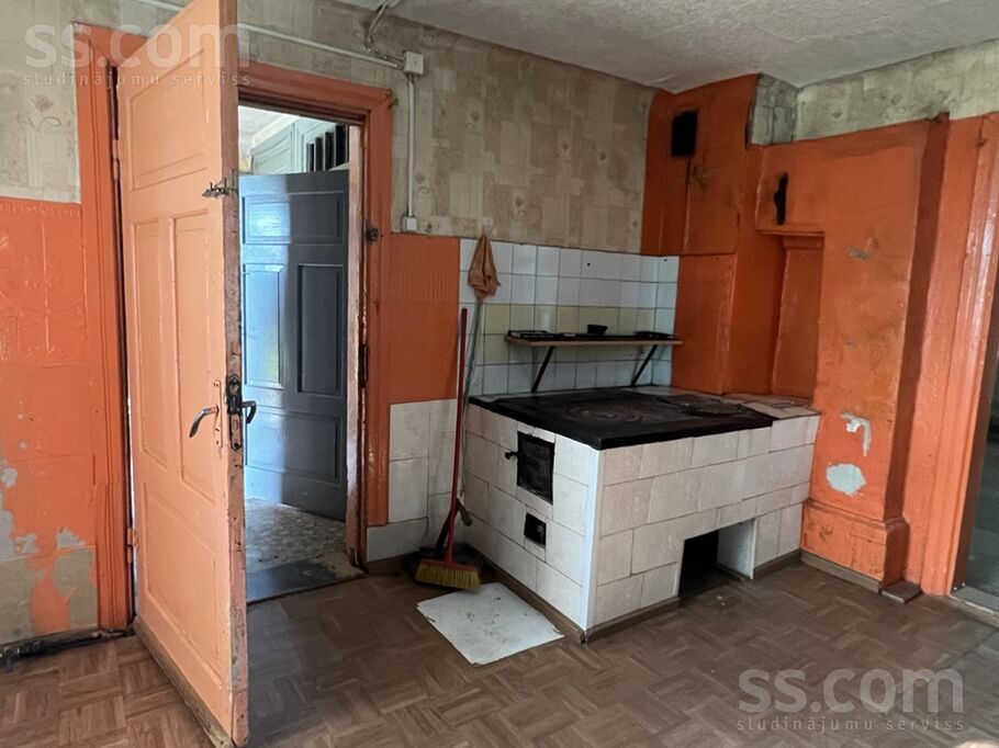 Vieķi, Cēsis un raj., Raunas pag. — maja