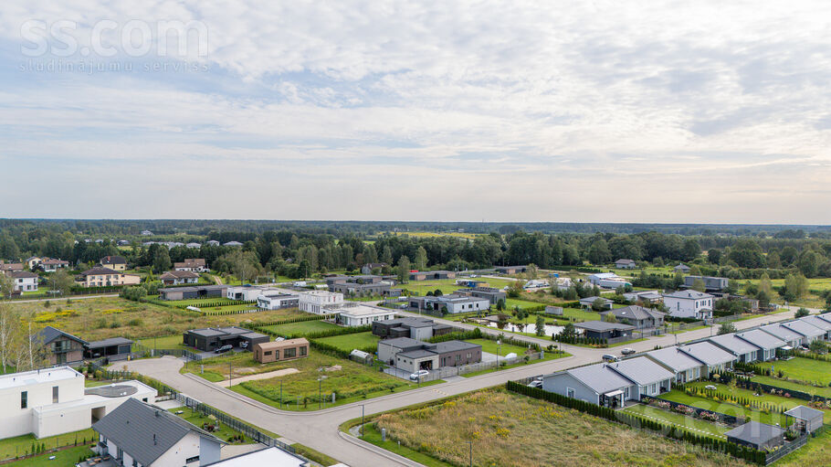 Nellijas iela 3, Vīkuļi, Rīgas rajons, Babītes pag. — maja