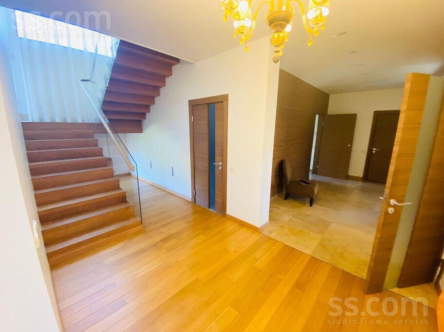 29 linia 1, Jūrmala — maja