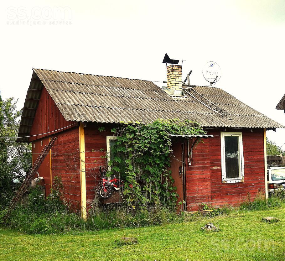 Doles dārzs 69, Dole, Rīgas rajons, Salaspils l. t. — maja