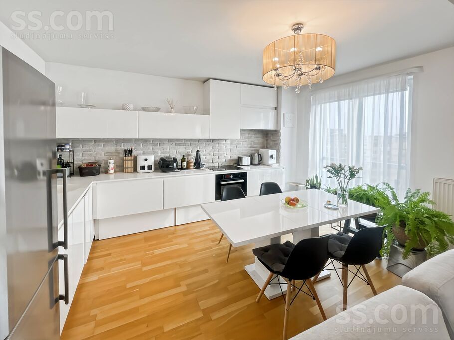 Astras 8 k-1, Rīga — dzivoklis