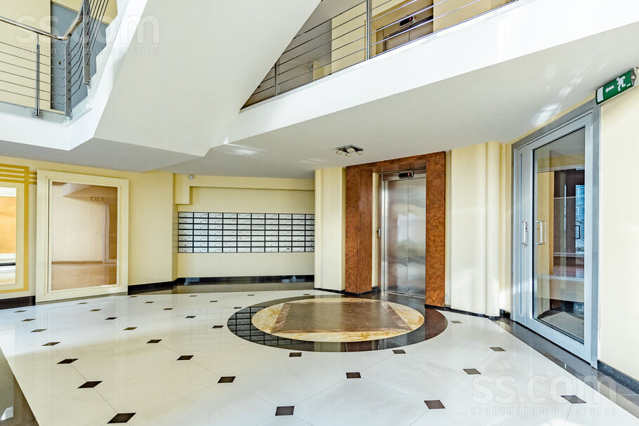 Republikas laukums 3, Rīga — dzivoklis