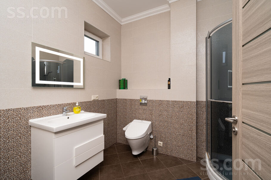 Silaputniņu iela, Mārupe, Rīgas rajons, Mārupes pag. — maja