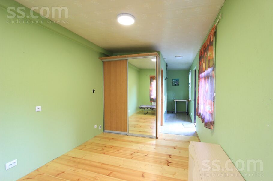 Ziemas 7, Krustkalni, Rīgas rajons, Ķekavas pag. — maja