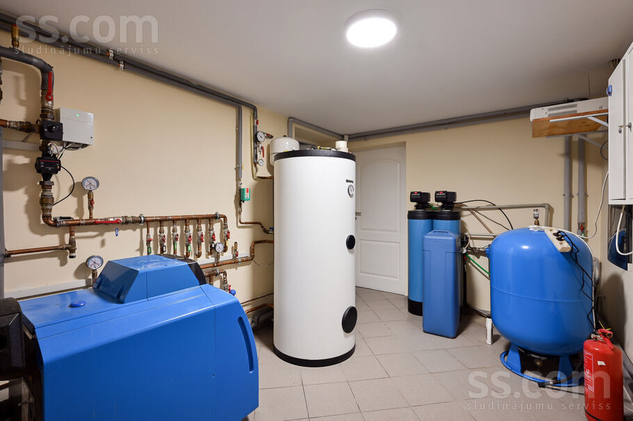 Zvejnieku iela 16, Ragaciems, Tukums un raj. — maja