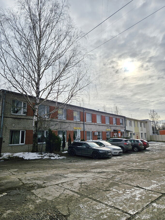 Ganību d. 22a, Rīga, centrs — telpa