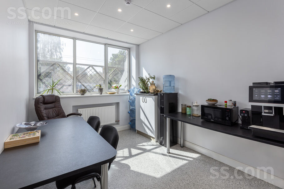 Sadovņikova 21, Rīga — birojs